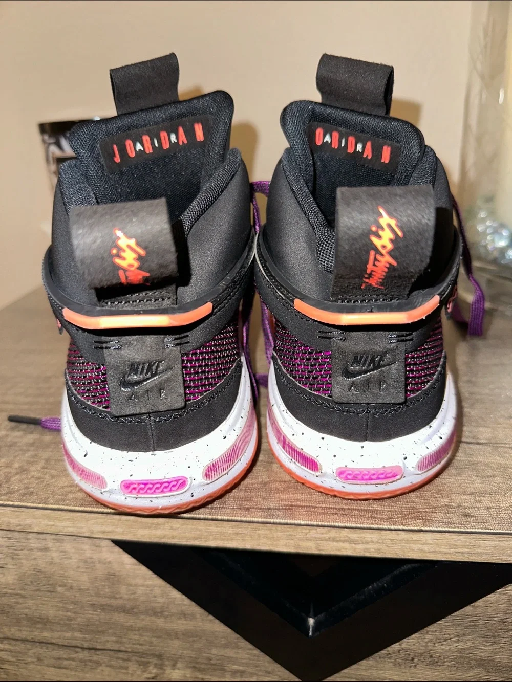 Jordan lightweight knit
